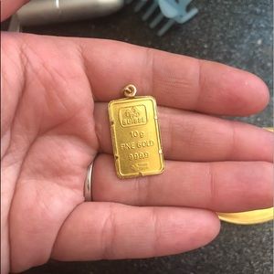 SUISSE 10g 24k gold in 14k necklace bezel.